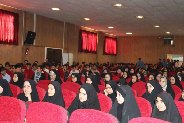 همایش هفته سراهای دانشجویی پردیس های خراسان شمالی با حضور مدیر کل امور حقوقی دانشگاه فرهنگیان کشور برگزار شد. 3