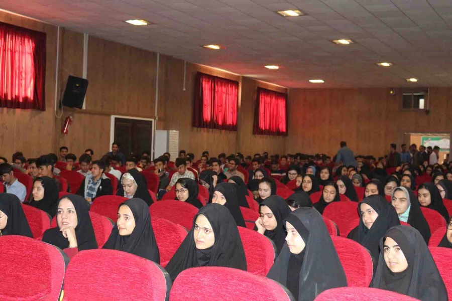 همایش هفته سراهای دانشجویی پردیس های خراسان شمالی با حضور مدیر کل امور حقوقی دانشگاه فرهنگیان کشور برگزار شد. 3