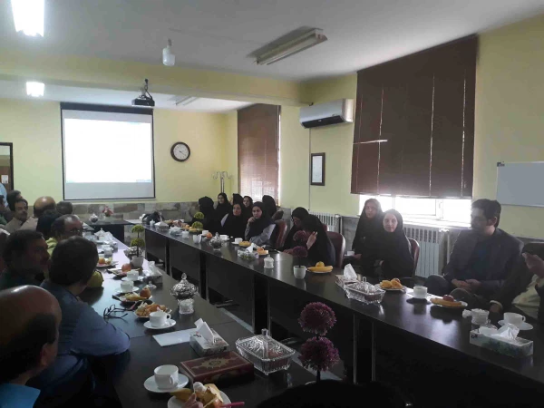 برگزاری کارگاه آموزشی سند تحول بنیادین آموزش و پرورش در قالب دوره های بالندگی حرفه ای در پردیس امام جعفر صادق(ع) خراسان شمالی 2