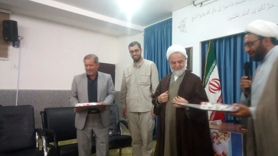 تقدیر نماینده ولی فقیه در استان خراسان شمالی از سرپرست دانشگاه فرهنگیان خراسان شمالی به مناسبت طرح ولایت استانی 6