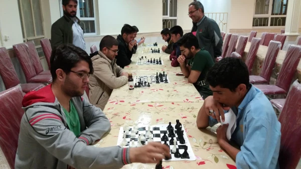 برگزاری مسابقات شطرنج  به مناسبت گرامیداشت هفته معلم بین دانشجویان پردیس امام محمد باقر(ع) 2