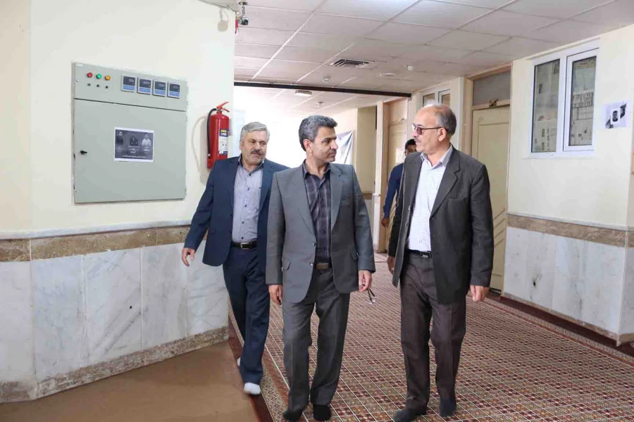 بازدید رئیس سازمان مدیریت و برنامه ریزی خراسان شمالی از دانشگاه فرهنگیان استان 10