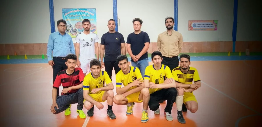 حاصل تلاش دانشجو معلمان پردیس های دانشگاه فرهنگیان خراسان شمالی در رقابت های استانی، کسب سهمیه المپیاد وزارت علوم شد. 6