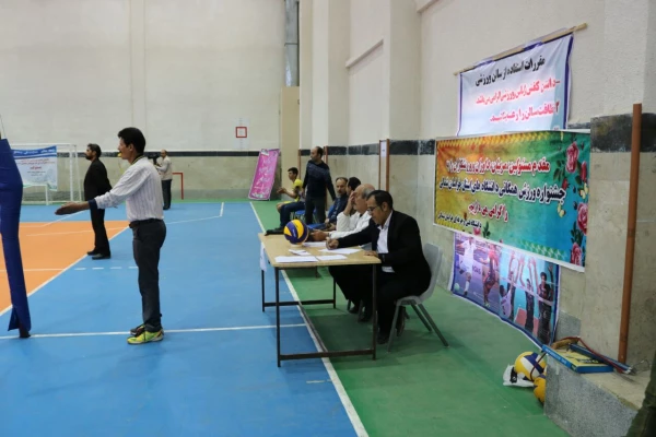 حاصل تلاش دانشجو معلمان پردیس های دانشگاه فرهنگیان خراسان شمالی در رقابت های استانی، کسب سهمیه المپیاد وزارت علوم شد. 12