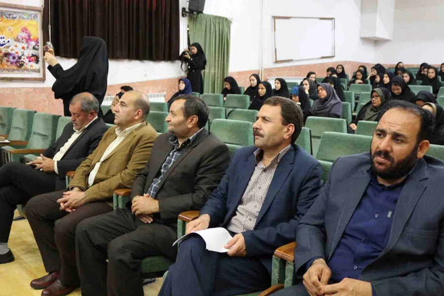 برگزاری همایش کارورزی در پردیس امام جعفر صادق(ع) با همت دانشجو معلمان 2