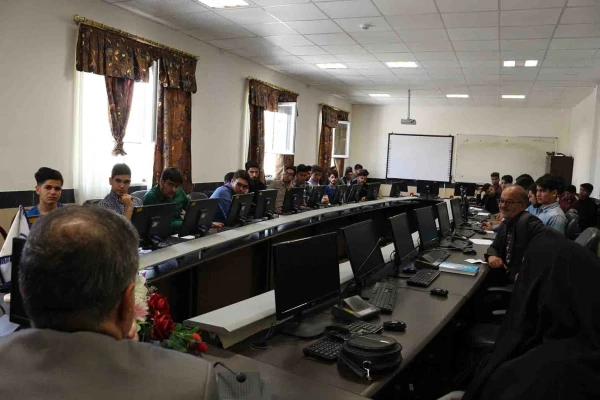 نشست معاون پژوهش و برنامه ریزی اداره کل آموزش و پرورش خراسان شمالی با دانشجویان پردیس امام محمد باقر(ع) 3