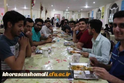 حضور دکتر صفرزاده سرپرست دانشگاه فرهنگیان استان و سرپرست های پردیس ها و جمعی از کارکنان در افطاری با دانشجویان 2