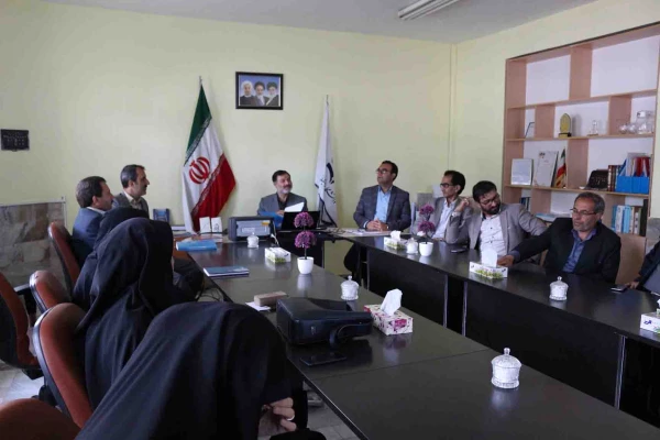 برگزاری کارگاه آموزشی سند تحول و آشنایی با عقاید و گروه های انحرافی و راه های مقاله با آن ویژه کارکنان و اعضاء هیات علمی در پردیس امام جعفر صادق(ع) 2