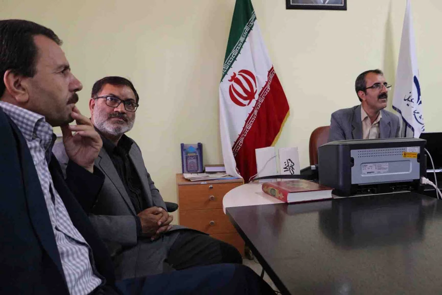 برگزاری کارگاه آموزشی سند تحول و آشنایی با عقاید و گروه های انحرافی و راه های مقاله با آن ویژه کارکنان و اعضاء هیات علمی در پردیس امام جعفر صادق(ع) 2