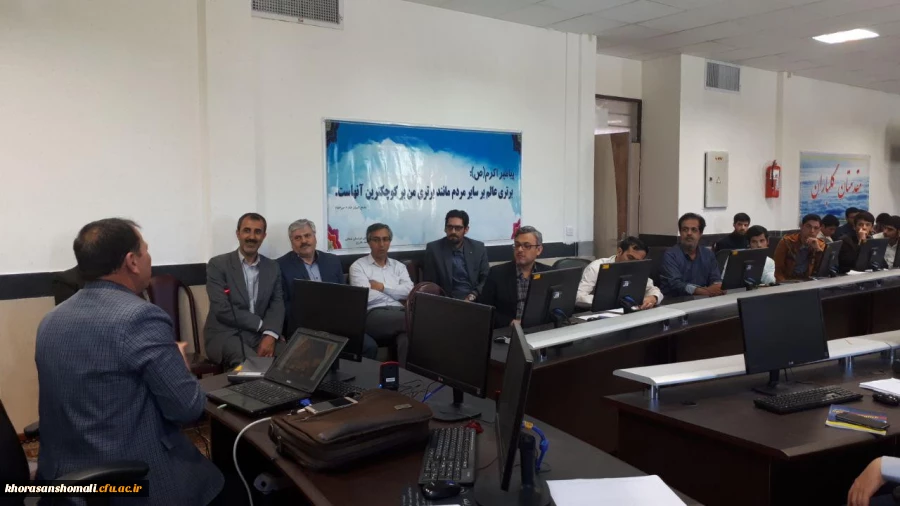 نشست علمی- تخصصی تجربه زیسته در سیستم آموزشی مدارس خارج از کشور (شبه قاره هند) توسط استاد نیرومی زاده

 2