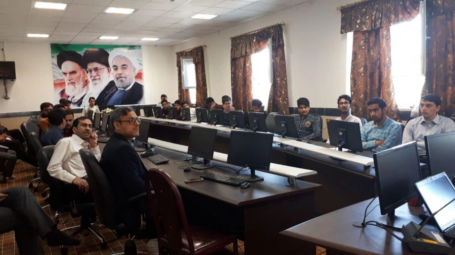 نشست علمی- تخصصی تجربه زیسته در سیستم آموزشی مدارس خارج از کشور (شبه قاره هند) توسط استاد نیرومی زاده

 4