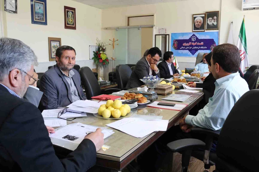 نشست کمیته کارورزی دانشگاه فرهنگیان خراسان شمالی به منزله بررسی (عملکرد یک ساله کارورزی) 2