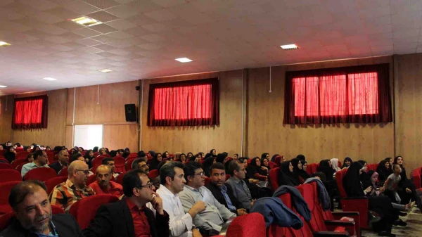 برگزاری همایش تجلیل از مدارس مجری کارورزی دانشگاه فرهنگیان خراسان شمالی 7