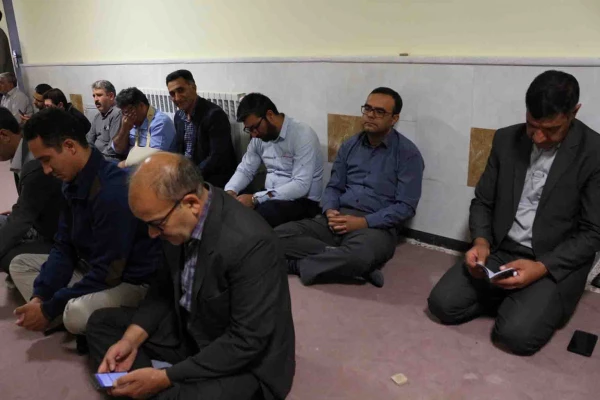 برگزاری زیارت عاشورا در دهه اول محرم در پردیس امام محمد باقر(ع) 2