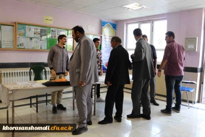 بازدید دکتر صفرزاده از روند ستاد ثبت نام دانشجویان جدید الورد پردیس های خراسان شمالی