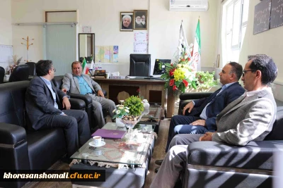 دیدار رئیس بانک ایران زمین با سرپرست دانشگاه فرهنگیان خراسان شمالی