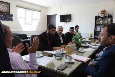 تشکیل شورای ورزشی پردیس های خراسان شمالی

دکتر صفرزاده خطاب به مسئولین تربیت بدنی پردیس ها گفت: فعالیت های حوزه تربیت بدنی را جدی بگیرید که نشاط دانشجویان در گرو فعالیت های ورزشی است.