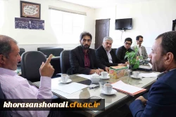 دکتر صفرزاده در شورای اداری پردیس های خراسان شمالی خطاب به کارکنان گفت:

معلم گرانترین گوهر هستی را در دست دارد و معلم نجات غریق است. 4