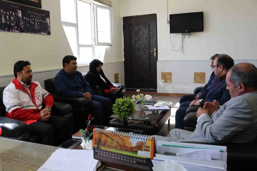 نشست هم اندیشی رئیس جمعیت هلال احمر خراسان شمالی با سرپرست دانشگاه فرهنگیان خراسان شمالی

این نشست در غالب  انعقاد تفاهم مشترک بین دانشگاه و هلال احمر برگزار شد. 2