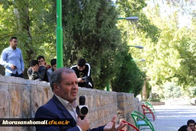 گردهمایی دانشجویان جدید الورود دانشگاه فرهنگیان خراسان شمالی در اردوگاه تفریحی بش قارداش

دکتر صفرزاده به دانشجوبان جدید تاکید نمود: برای معلمی ورزیدن در افق پیش رو، بایستی مجهز به علم و دانایی و اخلاق کریمه و  به تقویت فضایل اخلاقی خویش بپردازید.