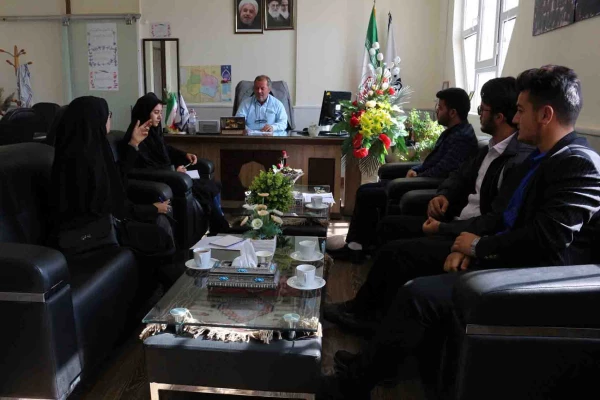 نشست اعضای شورای صنفی، رفاهی پردیس برادران و خواهران با سرپرست دانشگاه فرهنگیان استان 2