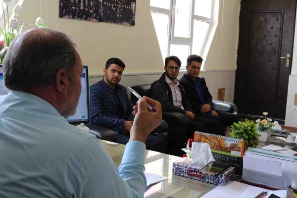 نشست اعضای شورای صنفی، رفاهی پردیس برادران و خواهران با سرپرست دانشگاه فرهنگیان استان 3