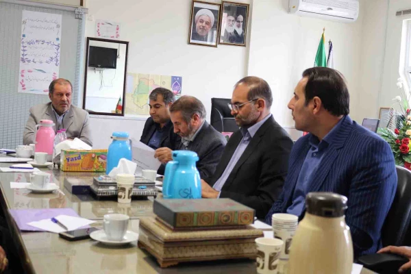 نشست بنیاد خیرین خراسان شمالی در دانشگاه فرهنگیان استان

دکتر صفرزاده در نشست خیرین استان گفت:خدمت به تربیت و پرورش معلم یک تکلیف است. 2