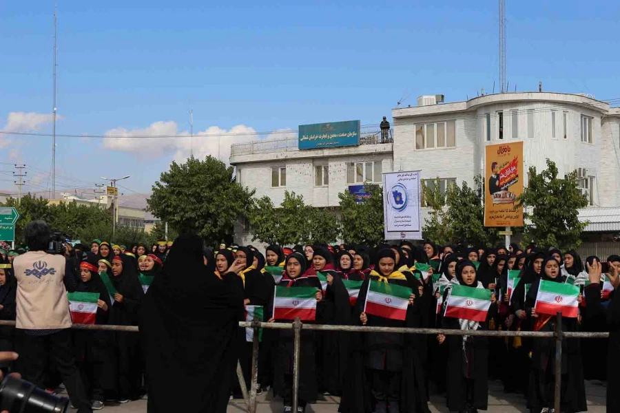 شرکت کارکنان و دانشجویان دانشگاه فرهنگیان خراسان شمالی در مراسم 13 آبان به روایت تصویر 18