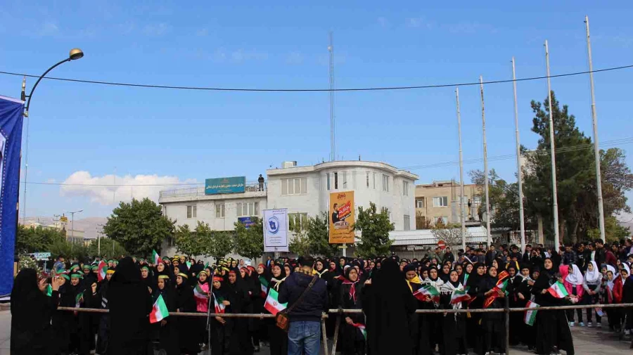 شرکت کارکنان و دانشجویان دانشگاه فرهنگیان خراسان شمالی در مراسم 13 آبان به روایت تصویر 20