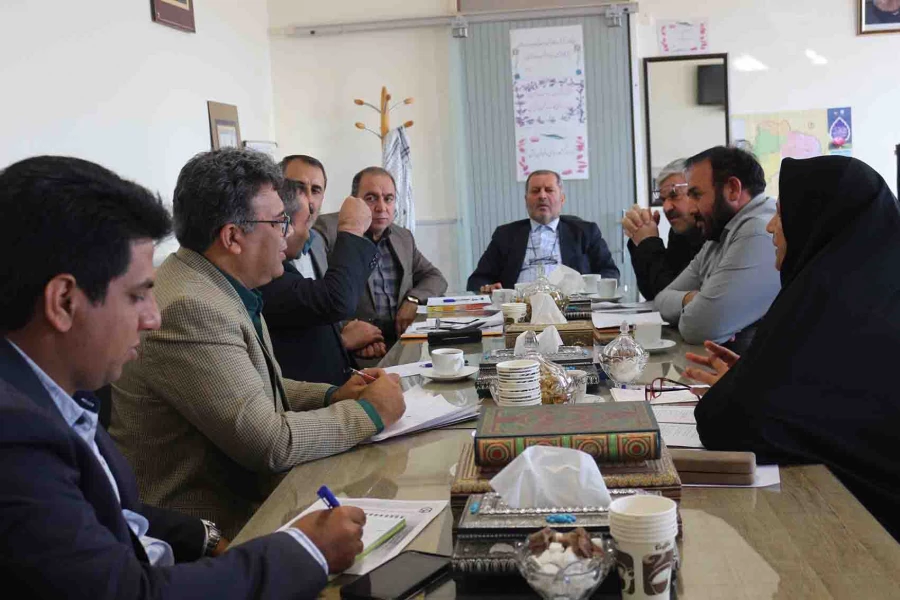 اولین نشست شورا آموزشی، پژوهشی و تحصیلات تکمیلی بر اساس ساختار جدید تشکیل شورای های دانشگاه، در مدیریت امور پردیس های خراسان شمالی برگزار شد. 5