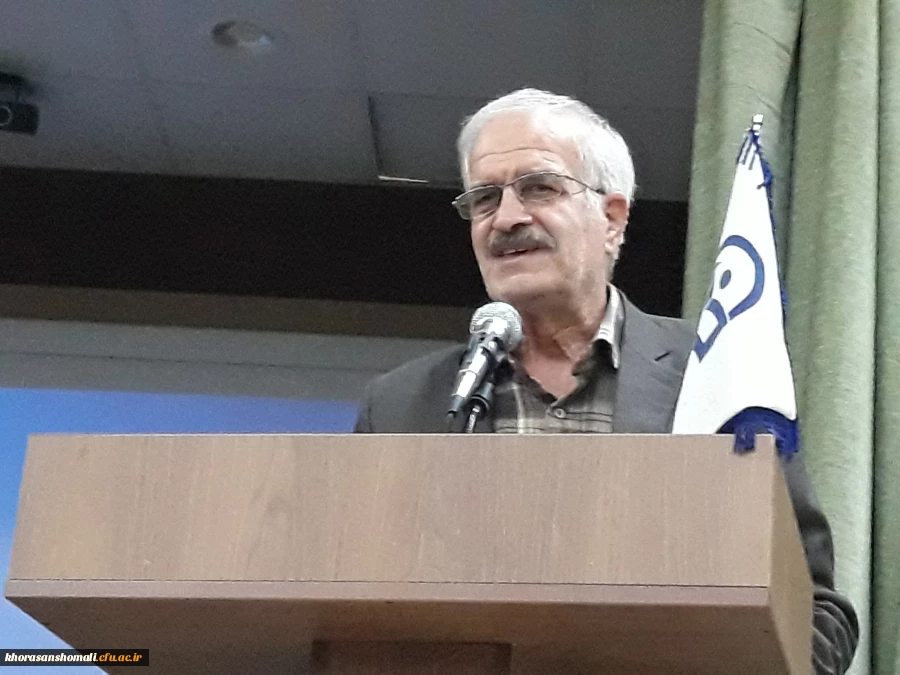 به مناسب هفته کتاب در پردیس امام جعفر صادق( ع) برگزار شد.

رونمایی از مجله بانک قلم و کتاب برترین امثال گفته شده انجام شد. 2