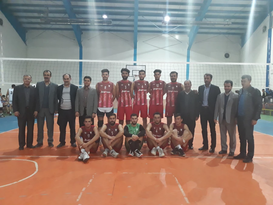 کسب عنوان نایب قهرمانی رشته والیبال دانشجویان پردیس امام محمد باقر(ع) در دومین المپیاد ورزشی دانشگاه ها و موسسات آموزش عالی خراسان شمالی در آذرماه 98 2