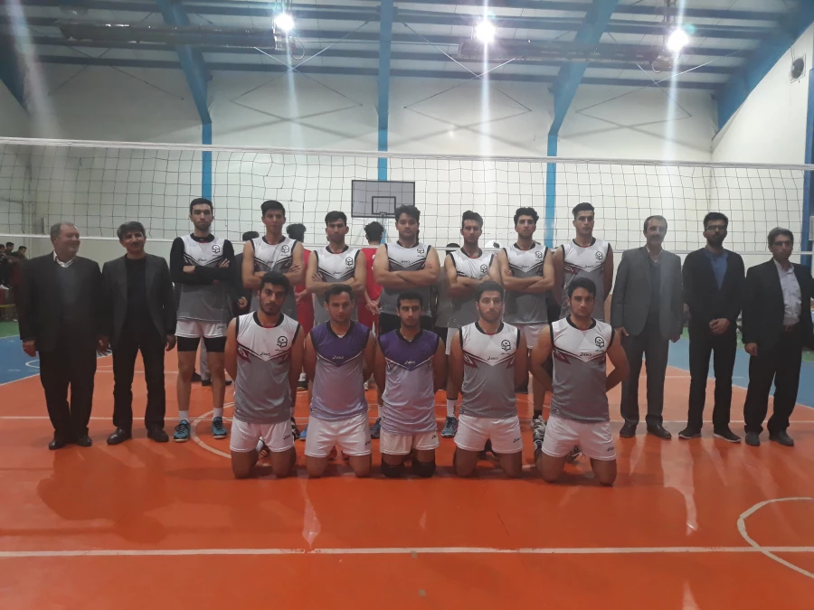 کسب عنوان نایب قهرمانی رشته والیبال دانشجویان پردیس امام محمد باقر(ع) در دومین المپیاد ورزشی دانشگاه ها و موسسات آموزش عالی خراسان شمالی در آذرماه 98 2