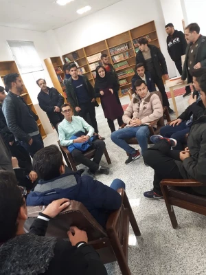 بازدید جمعی از دانشجویان پردیس امام محمد باقر(ع) از کتابخانه مرکزی شهر بجنورد 2