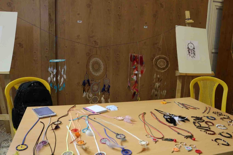 جشن 16 آذر پردیس های دانشگاه فرهنگیان خراسان شمالی برگزار شد.

خطبه عقد دو دانشجو معلم از پردیس امام محمد باقر(ع) و امام جعفرصادق(ع) در این مراسم جاری شد. 8