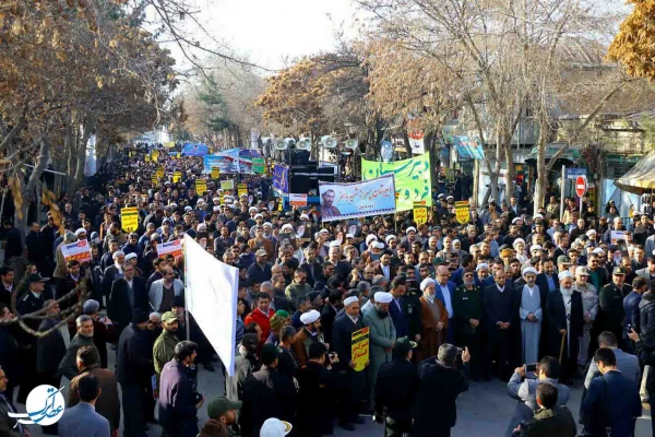 حضور کارکنان و دانشجویان دانشگاه فرهنگیان خراسان شمالی در مراسم بزرگداشت 9 دی 2