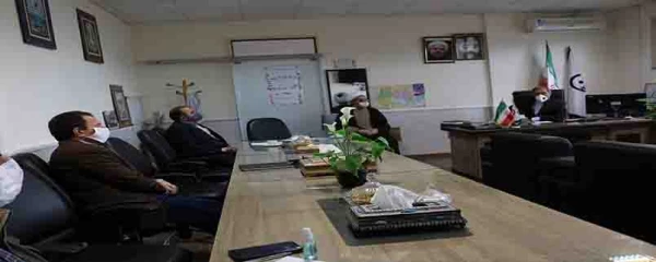 دکتر صفرزاده سرپرست دانشگاه فرهنگیان خراسان شمالی در اولین نشست شورای مدیریت امور پردیس های خراسان شمالی بر رعایت فاصله اجتماعی تاکید کرد. 6