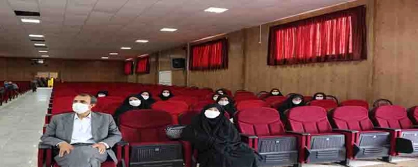 اولین نشست شورای اداری پردیس های دانشگاه فرهنگیان خراسان شمالی در سال 1399 با رعایت فاصله اجتماعی در سالن آمفی تئاتر برگزار شد. 5