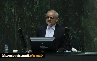 وزیر آموزش و پرورش در صحن مجلس شورای اسلامی:

کمبود نیروی انسانی از طریق دانشگاه فرهنگیان و ماده 28 رفع می شود
