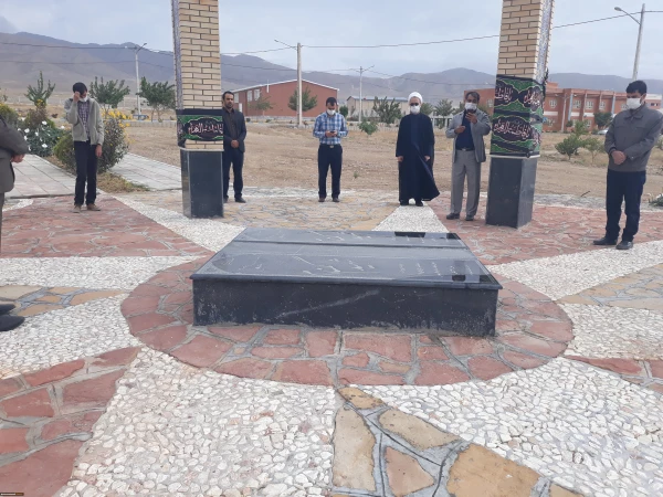 زنگ انقلاب در گلزار شهدای گمنام دانشگاه فرهنگیان استان خراسان شمالی  2