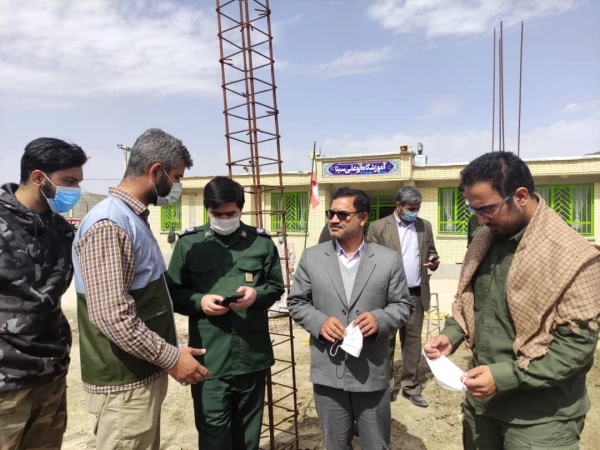 بازدید میدانی دکتر نظری  از گروههای جهادی دانشجویان و سایر افراد شرکت کننده در اردوی جهادی؛ روز شنبه هفتم فروردین ماه ۱۴۰۰ 7