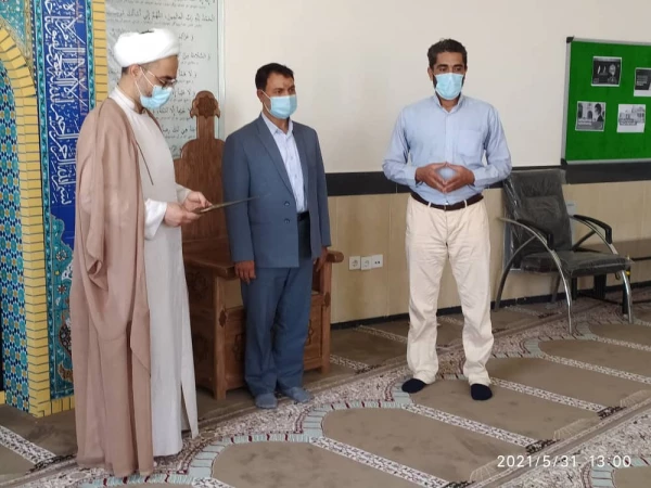 تقدیر از کارشناس مسئول امو دانشجویی پردیس امام محمد باقر (ع)  2