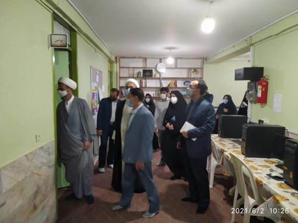 بازدید امام جمعه  استان خراسان شمالی از سراهای دانشجویی(خوابگاه های) پردیس خواهران دانشگاه فرهنگیان استان 2