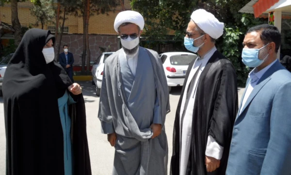 بازدید امام جمعه  استان خراسان شمالی از سراهای دانشجویی(خوابگاه های) پردیس خواهران دانشگاه فرهنگیان استان 2