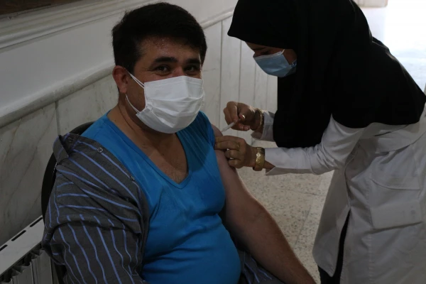 واکسیناسیون استادان ، کارکنان و دانشجومعلمان دانشگاه فرهنگیان 4