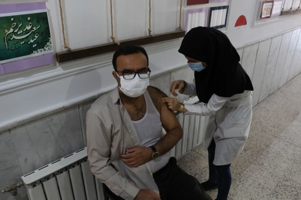 واکسیناسیون استادان ، کارکنان و دانشجومعلمان دانشگاه فرهنگیان 7