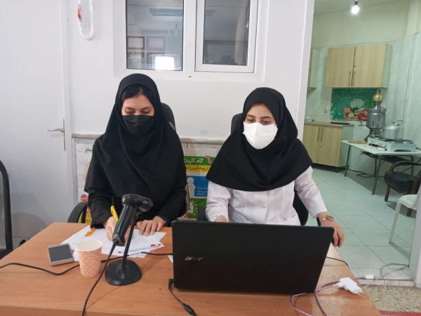 مشارکت دانشجویان پردیس امام جعفر صادق (ع) در فرآیند واکسیناسیون فرهنگیان 2