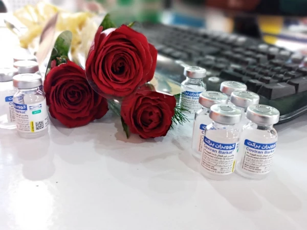 مشارکت دانشجویان پردیس امام جعفر صادق (ع) در فرآیند واکسیناسیون فرهنگیان 2