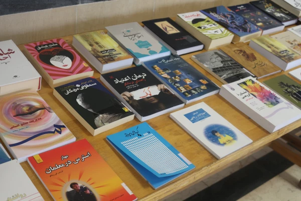 روز کتاب و کتابخوانی گرامی باد(نشست تخصصی هفته کتاب و کتابخوانی در پردیس برادران )  2