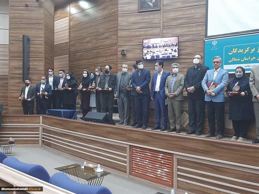 تبریک به همکار محترم جناب آقای دکتر محمد باقر رستمی بعنوان پژوهشگر برتر استانی در سال 1400 2